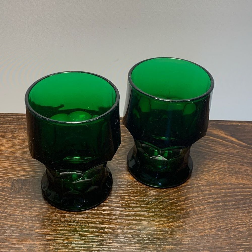 Set of 2 Vintage bright Green Honeycomb Heavy 8 oz Glass Tumblers 4.25" Tall